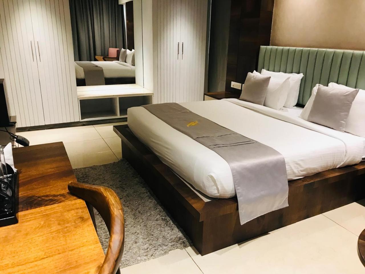 Narthaki Boutique Hotel Bangalore Dış mekan fotoğraf